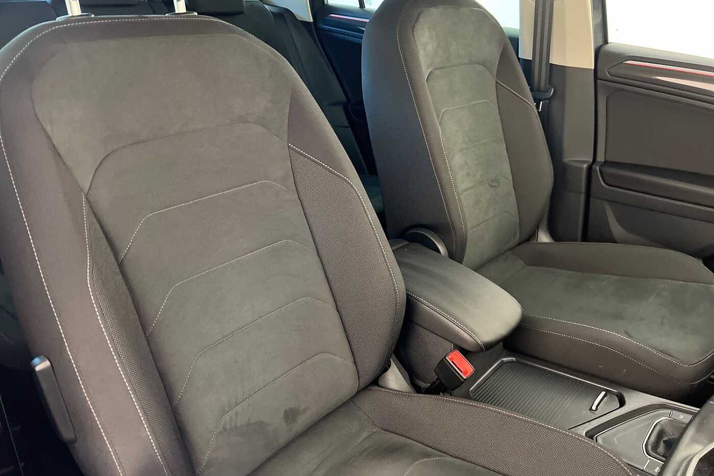 Volkswagen Tiguan PA Elegance EVO 1.5 TSI 150PS 7-speed DSG 5 door