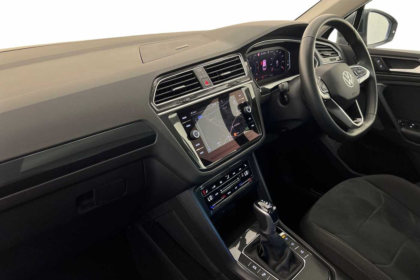 Volkswagen Tiguan PA Elegance EVO 1.5 TSI 150PS 7-speed DSG 5 door